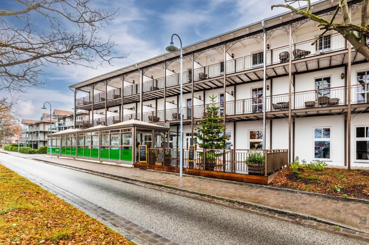 Hafenhotel Zu Putbus Exterior photo